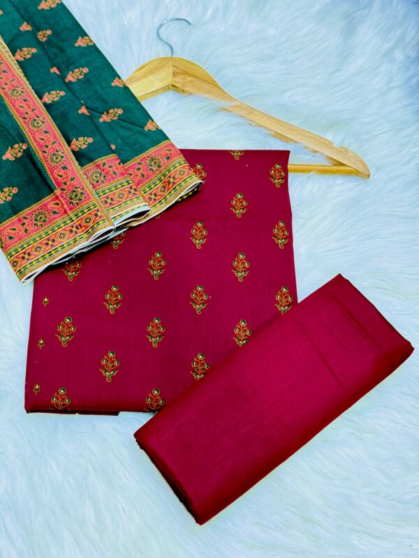 Binsaeed Lawn 3-Piece Suit – Premium Digital Printed Lawn Collection 2025